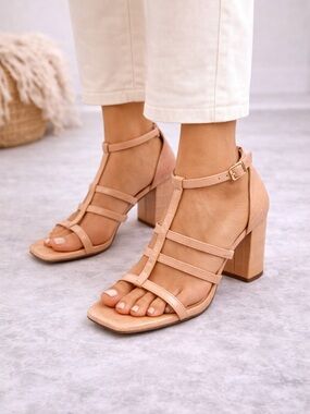 Blush Nude Strappy Block Heel Sandals Croc Texture Size 8.5